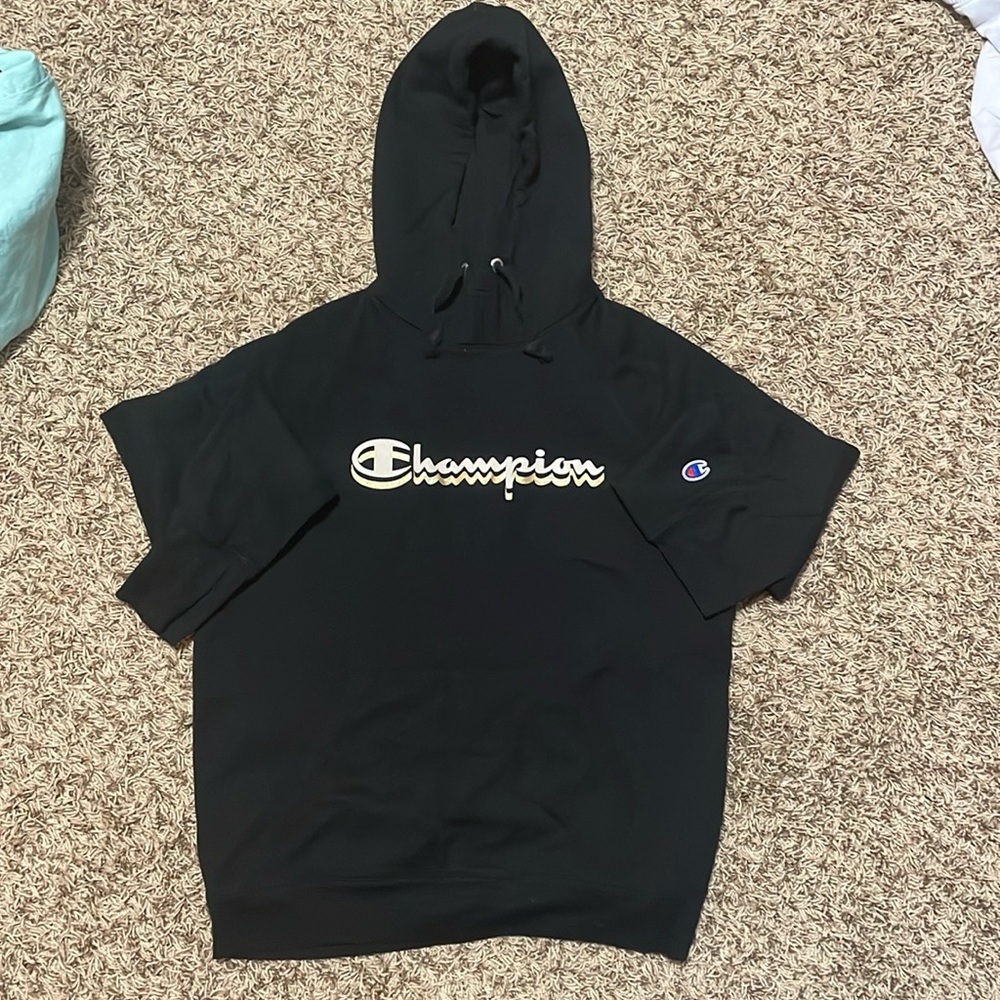 black champion hoodie size:medium